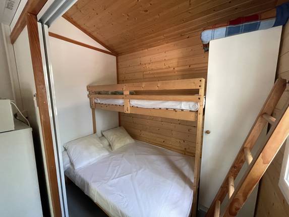 camping-gard-location-chalet-5p-chambre